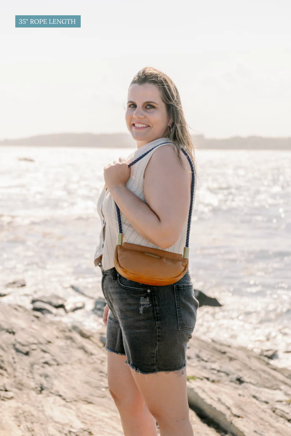 Clam Shell Bag in Brown Leather-zoom-79