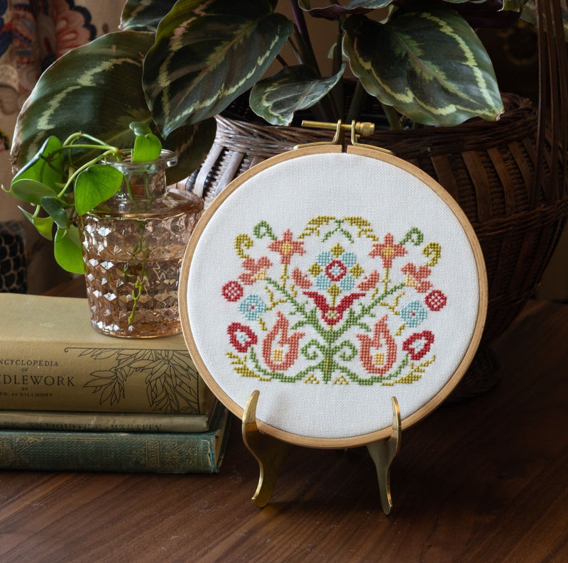 Clara's Garden Cross Stitch Hoop Kit-zoom-