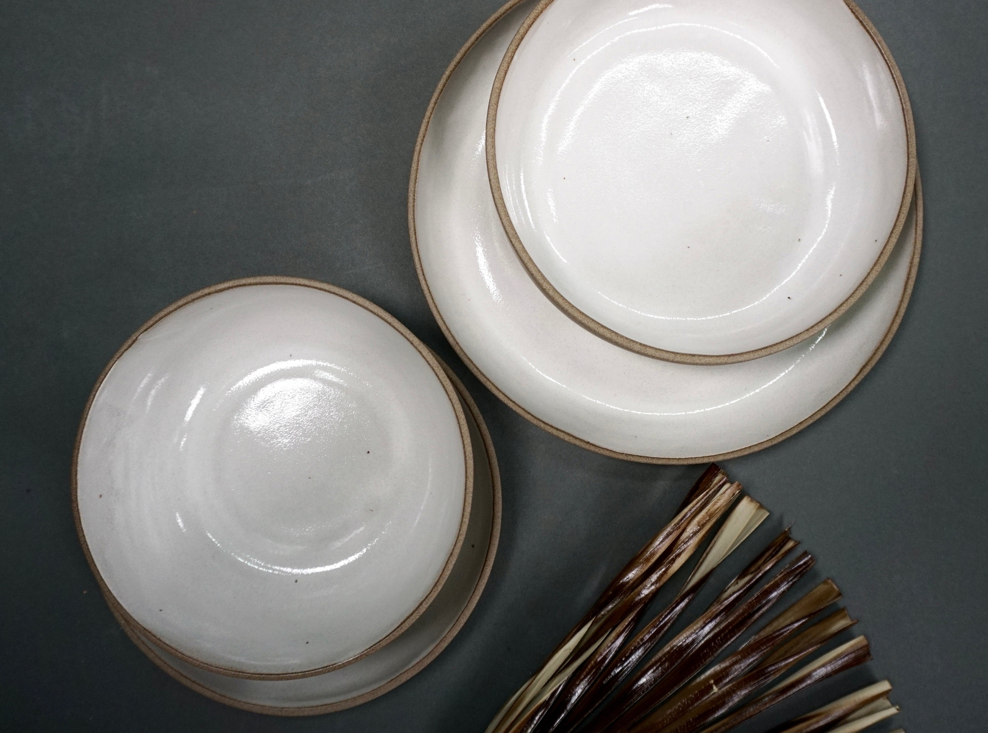 The Dinnerware Set – Gray/White-zoom-12