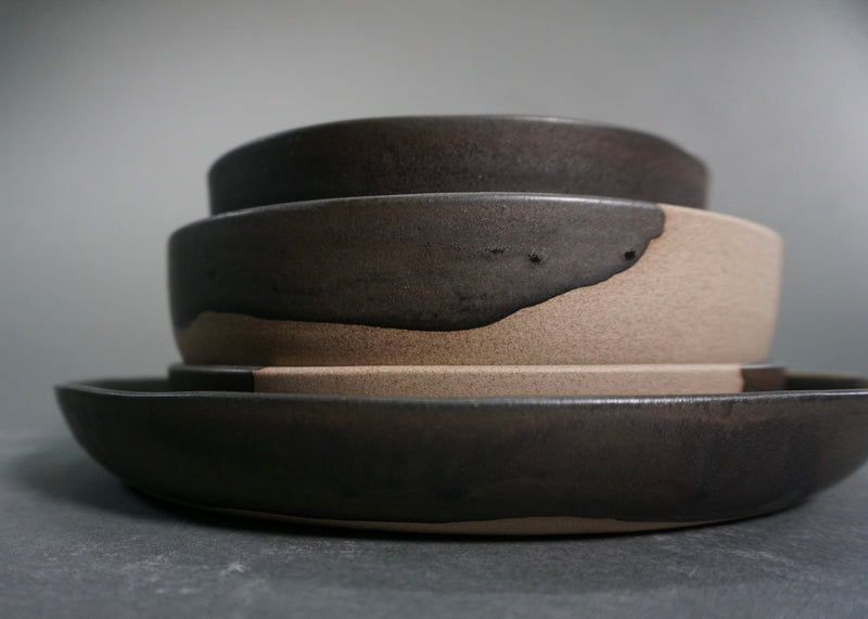 The Dinnerware Set – Gray/Black-zoom-