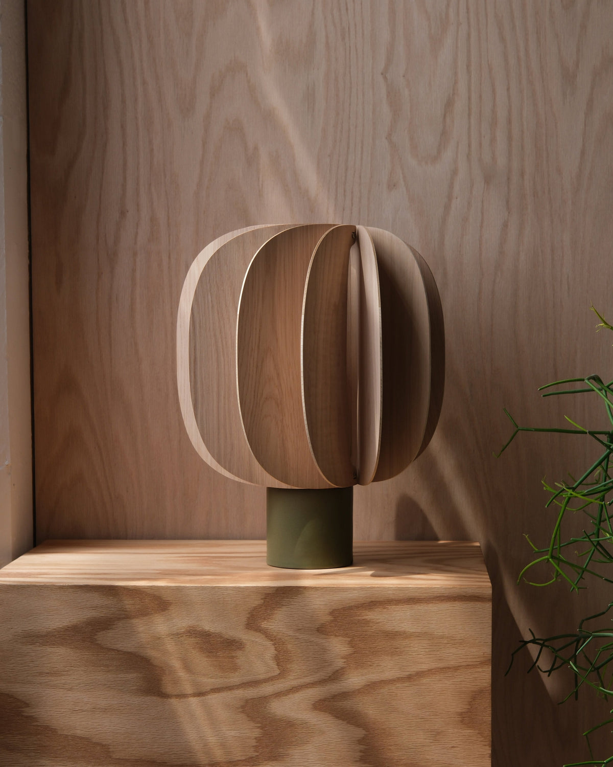Fin Table Lamp-5