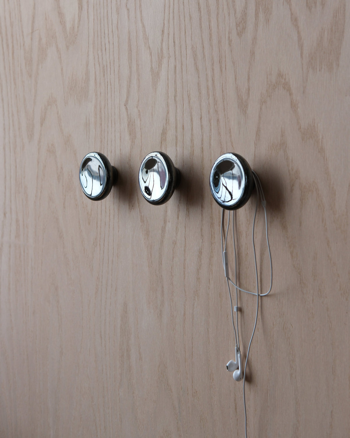 Sequence coat hook - Mercury-8