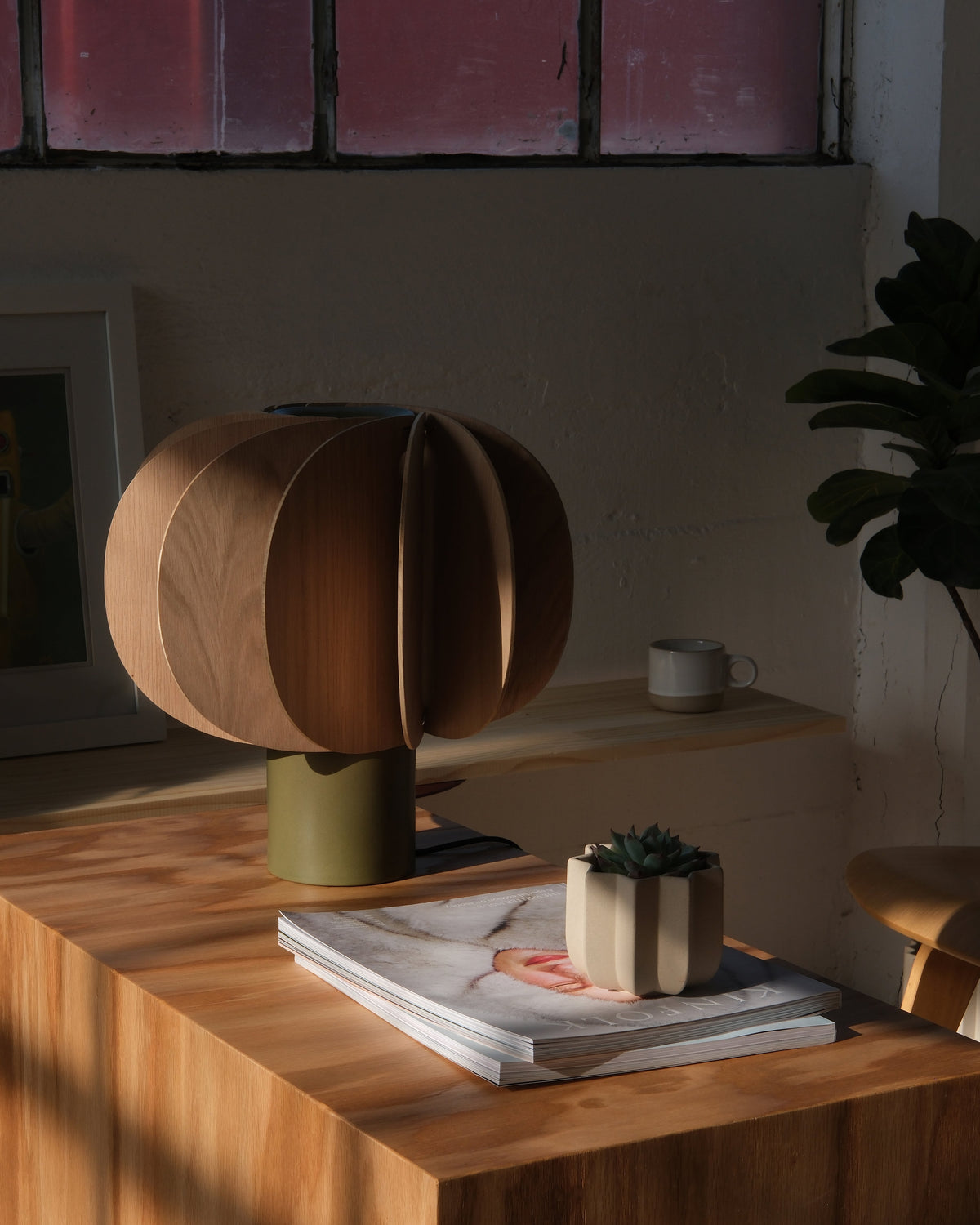 Fin Table Lamp-10