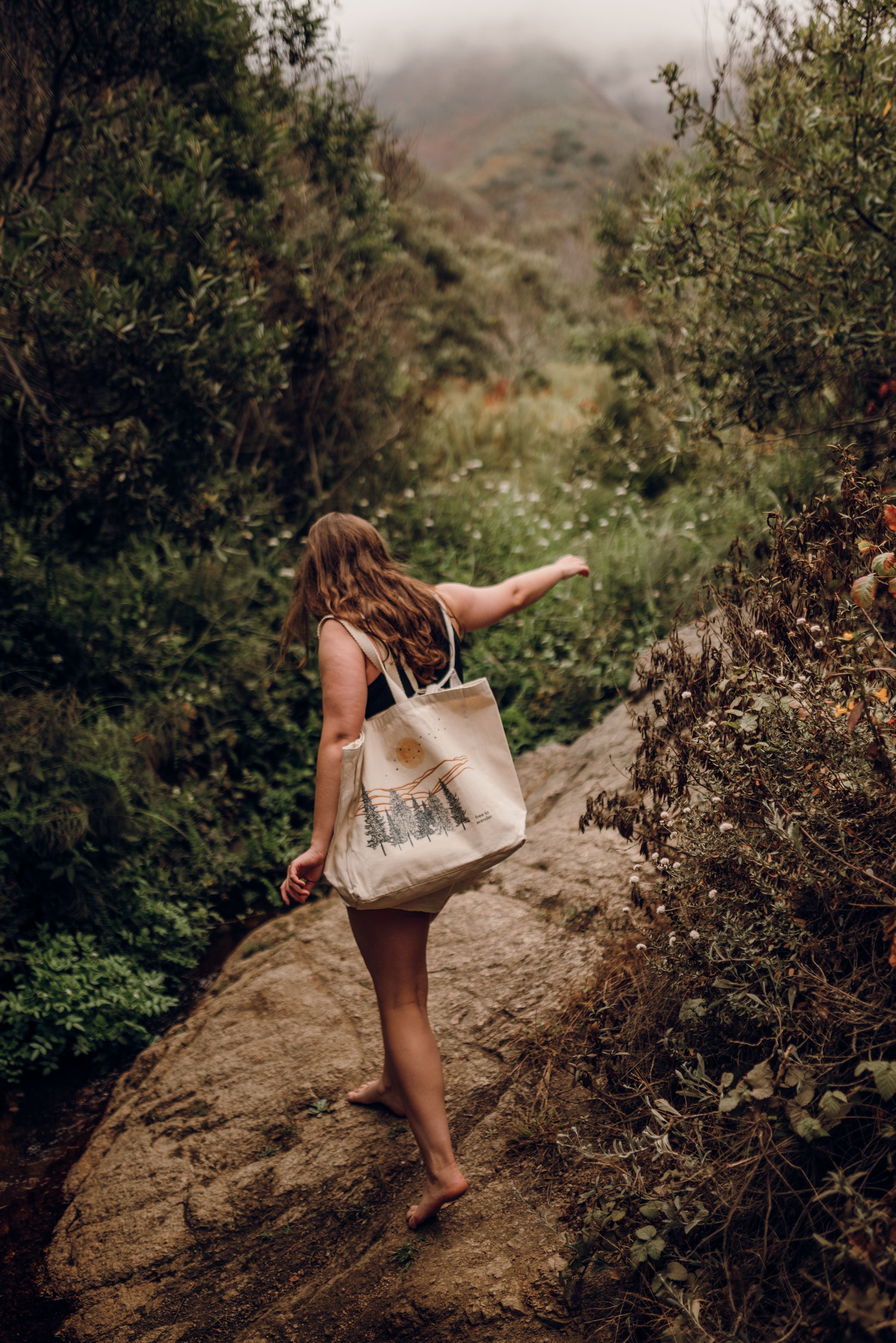 Free to Wander Tote Bag