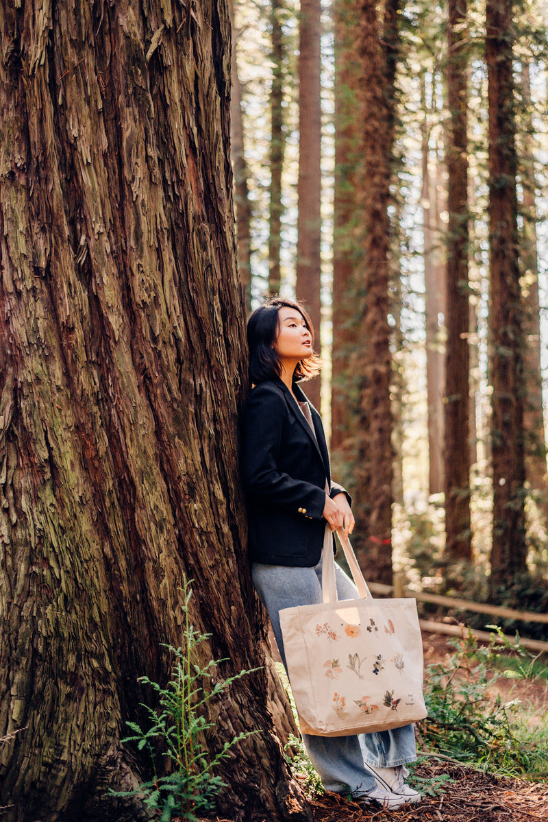 Free to Forage Tote Bag-zoom-