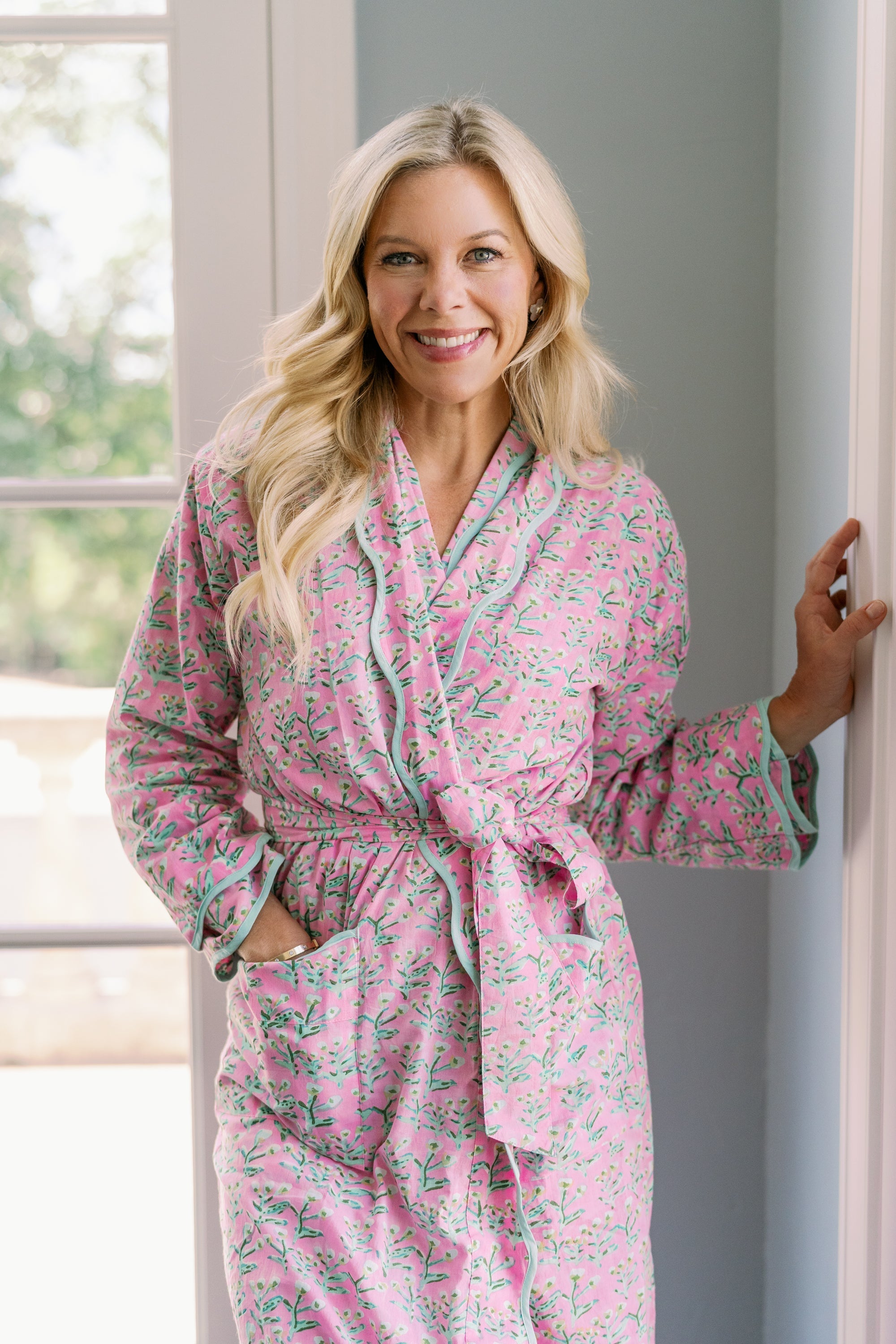 Adult Sydney Robe (Tulip Pink)-zoom-2