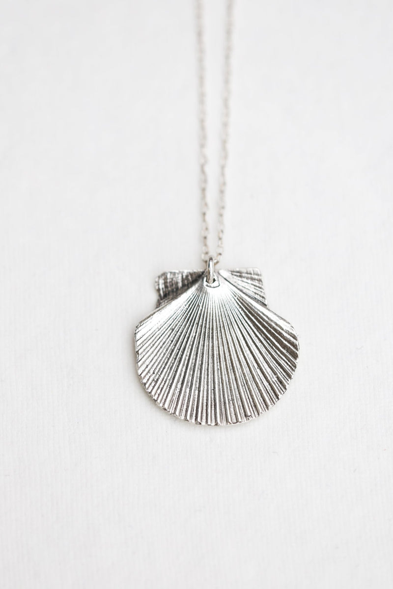 Fan Shell Necklace | Sterling Silver-zoom-