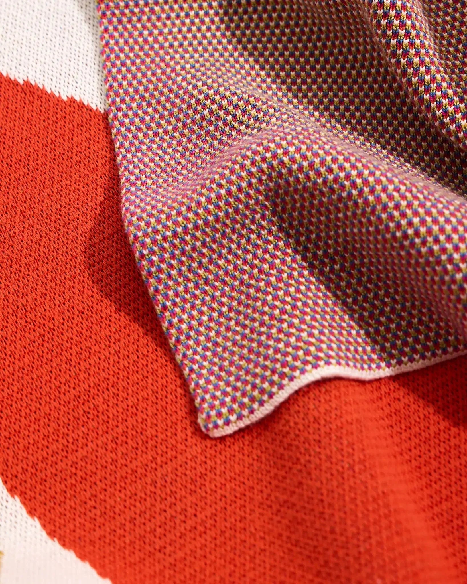 Easy Breezy Throw Blanket-zoom-3