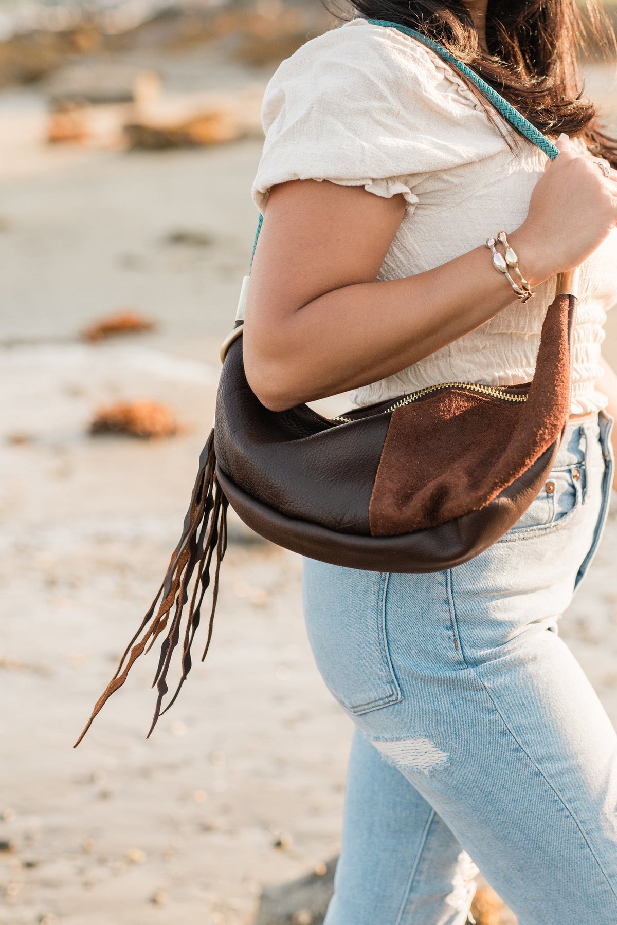 Sling Bag in Brown Leather-16