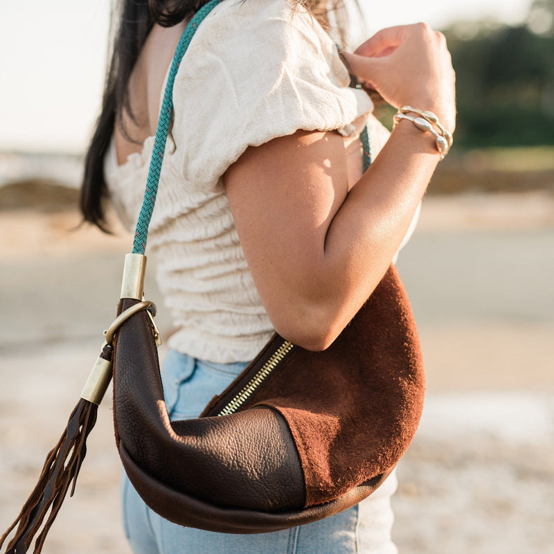 Sling Bag in Brown Leather-zoom-