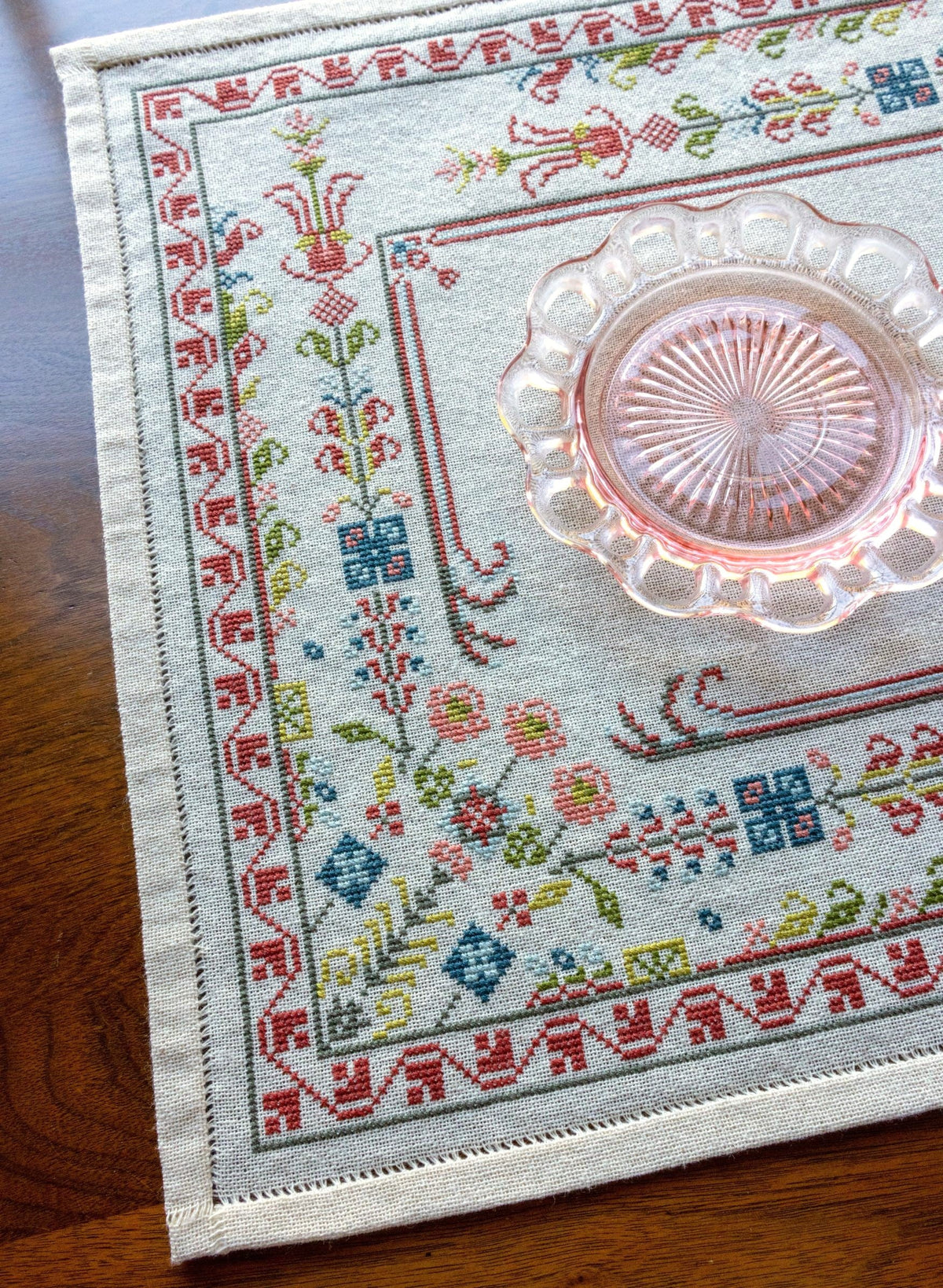 Evangeline Border cross stitch folk embroidery kit-zoom-4