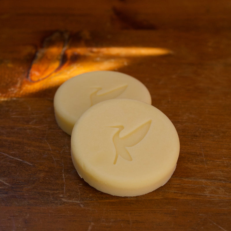 An Upstate Retreat Beeswax Candle-zoom-