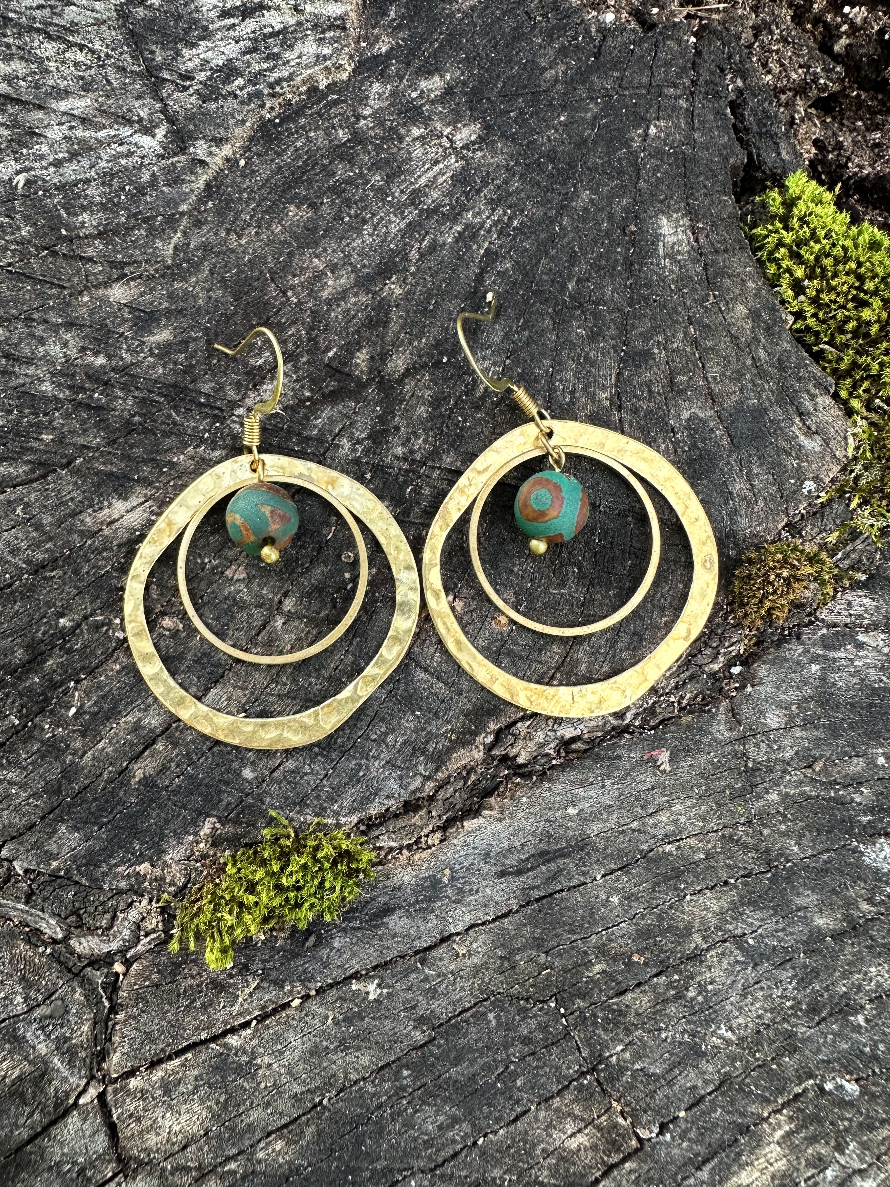 Green Agate Circle Earrings | Brass