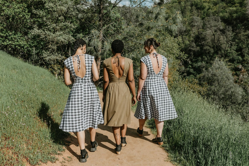 Joy dress in Cotton Picnic-zoom-