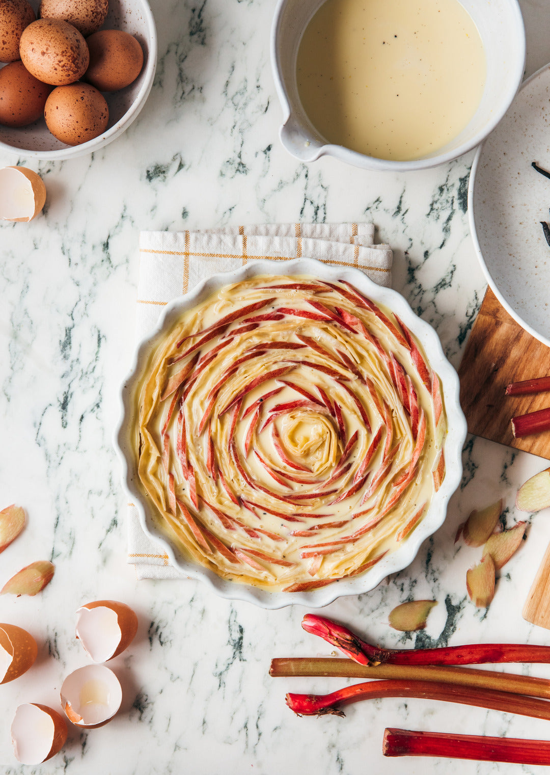 Fieldstone Ruffle Pie Dish-5