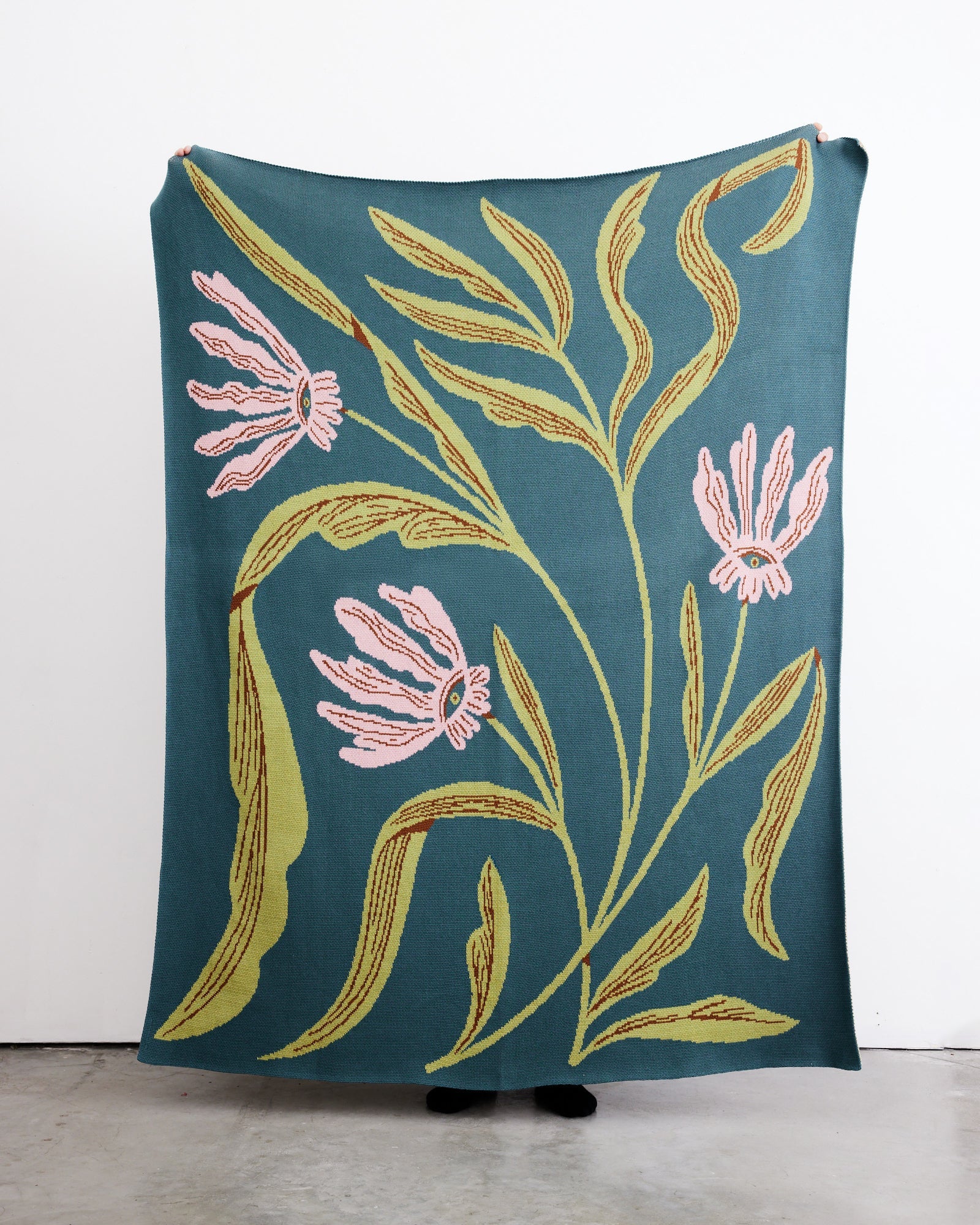 Flora Vision Throw Blanket-2