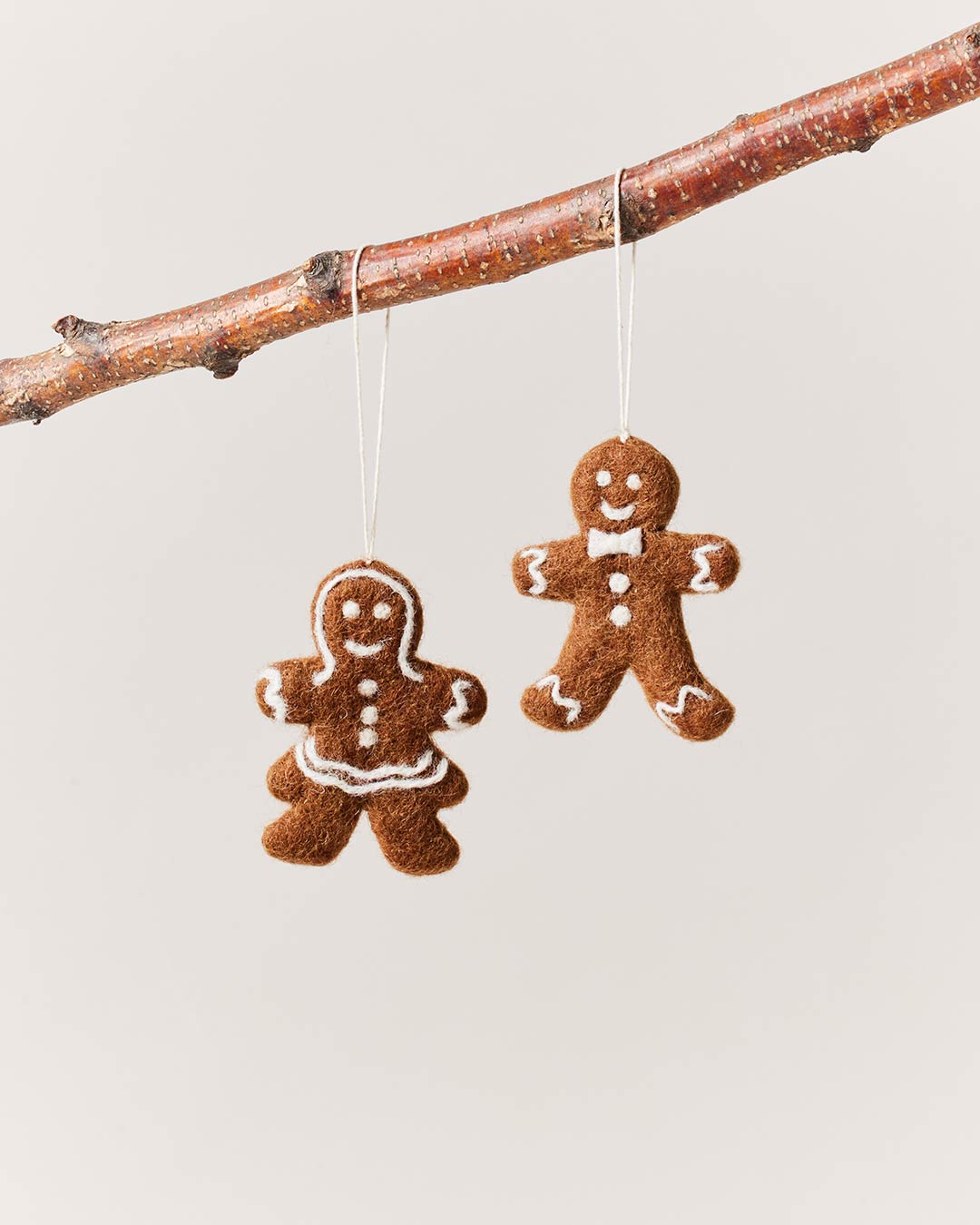 Felt Gingerbread Ornaments-1