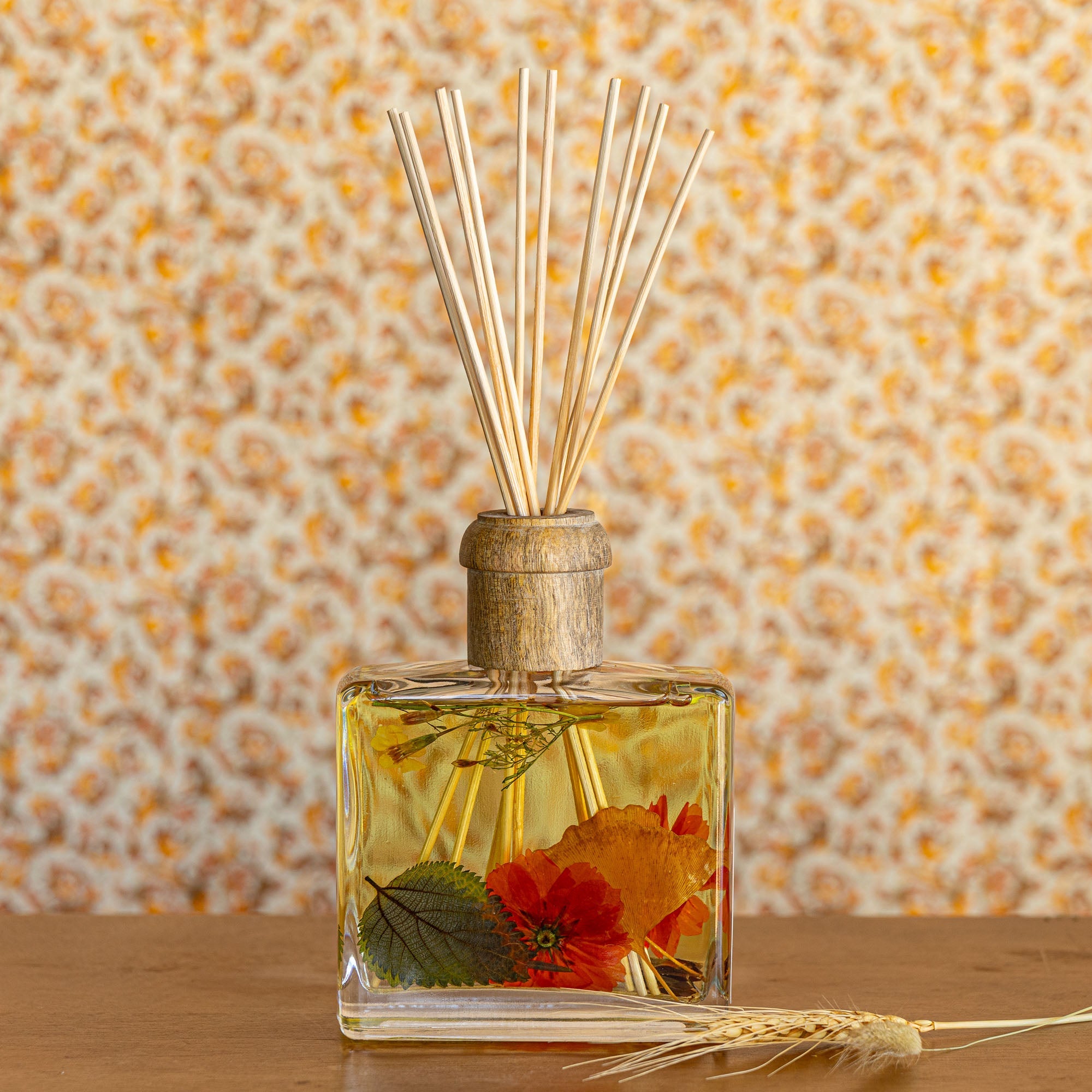 Signature Botanical Reed Diffuser | Harvest Pumpkin-zoom-2