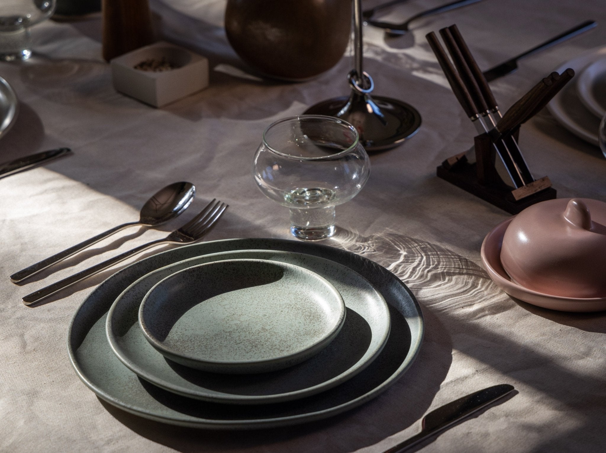 Hestia Coupe 5 Piece Dinner Setting - Aware House