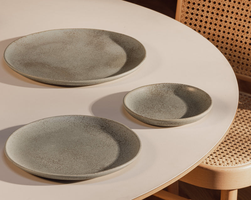 Hestia Dinner Coupe Plate-zoom-