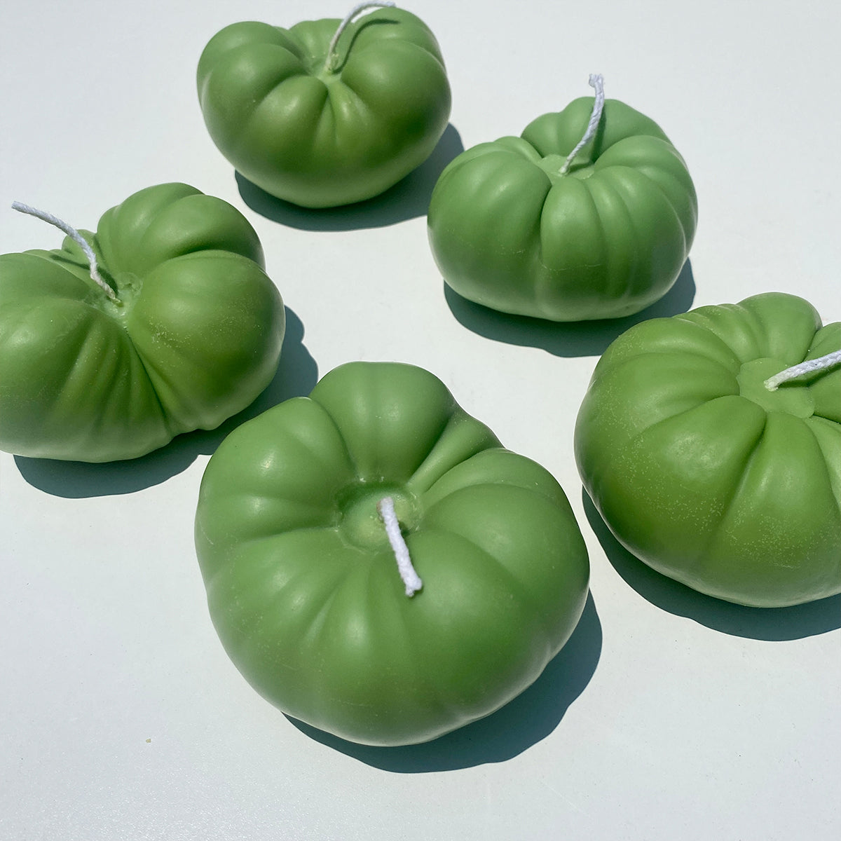 Heirloom Tomato Candle | Green-zoom-5