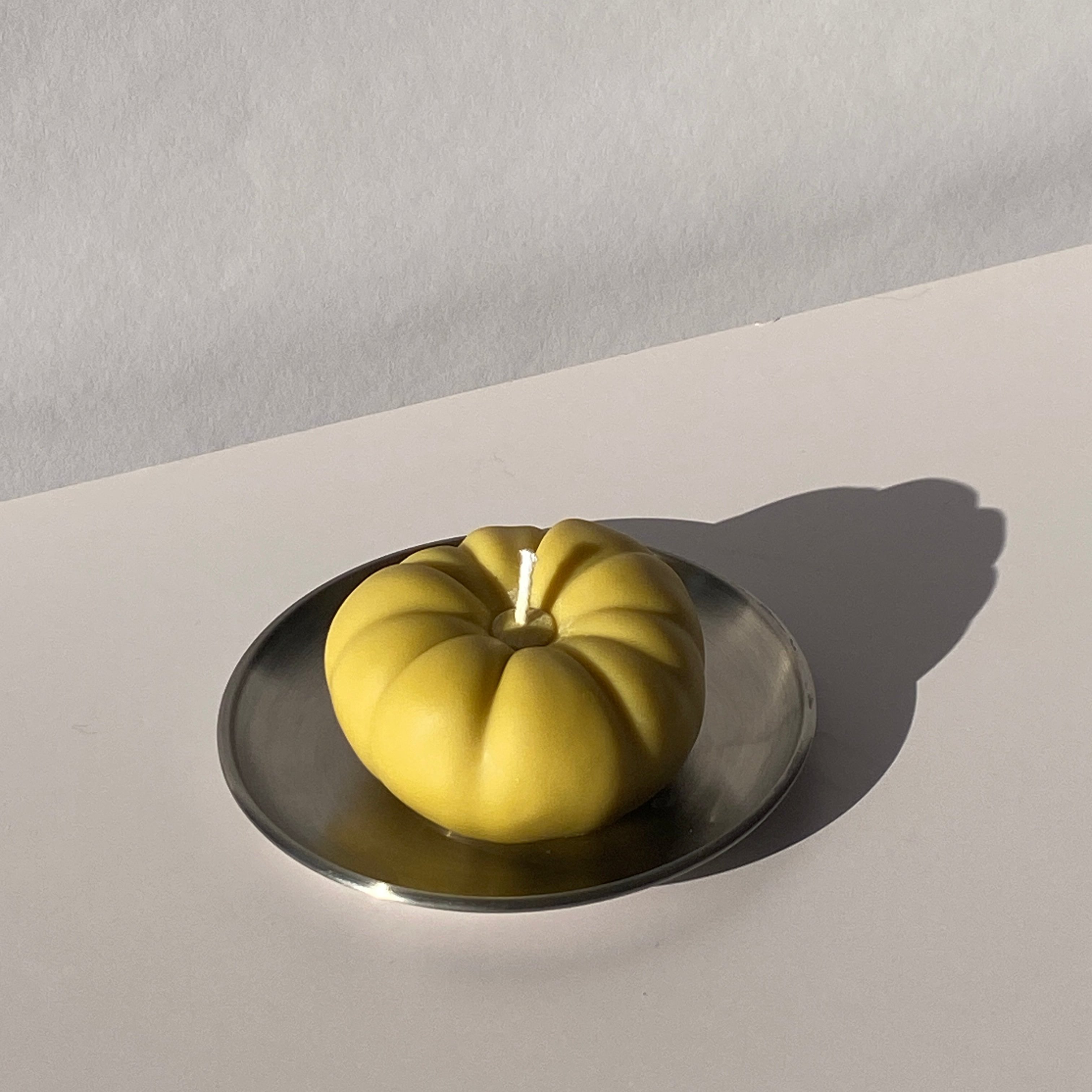 Heirloom Tomato Candle | Orange-zoom-3