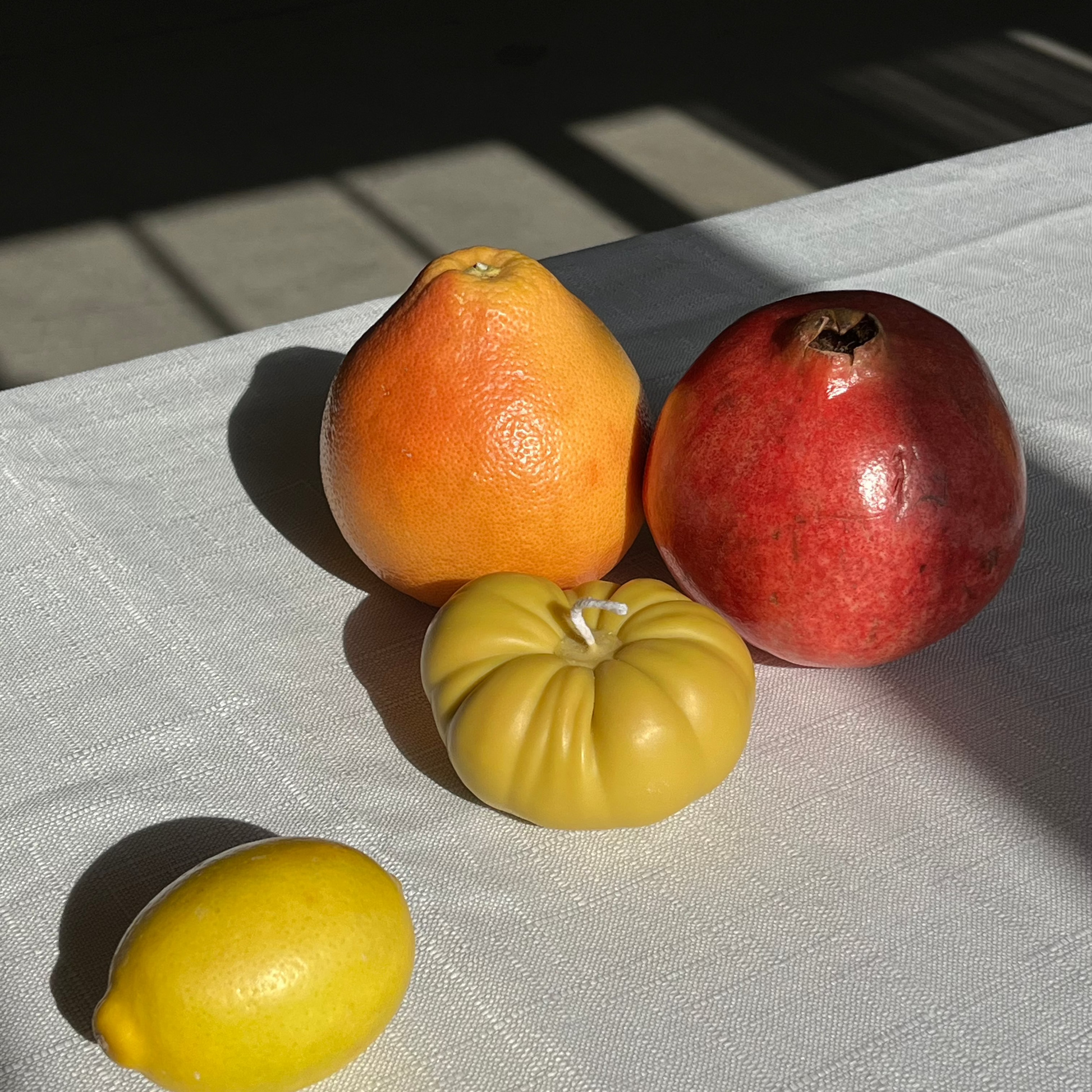 Heirloom Tomato Candle | Orange-3