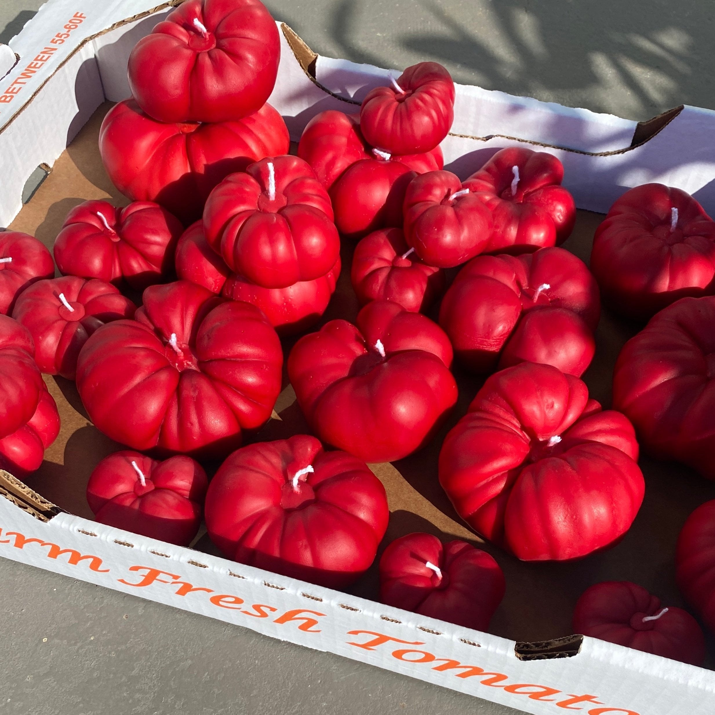 Heirloom Tomato Candles | Three Pack-zoom-8