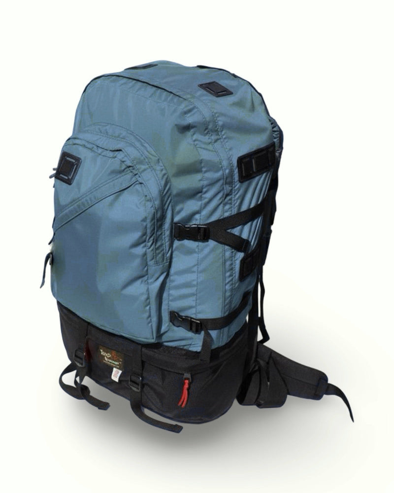 CLOUDSPLITTER Ultra-Light Large Hiking Backpack-zoom-