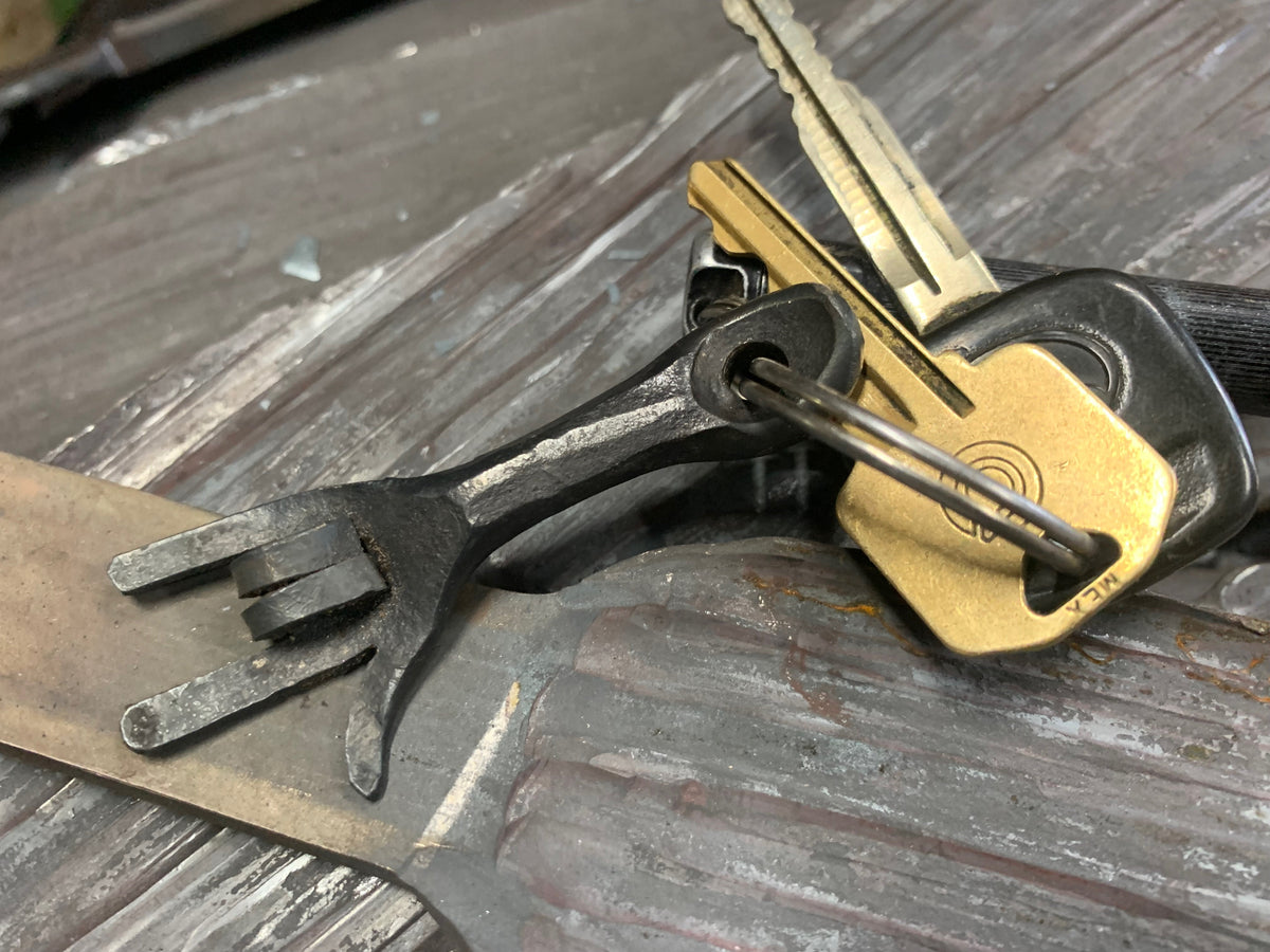 Keychain Hand-zoom-12