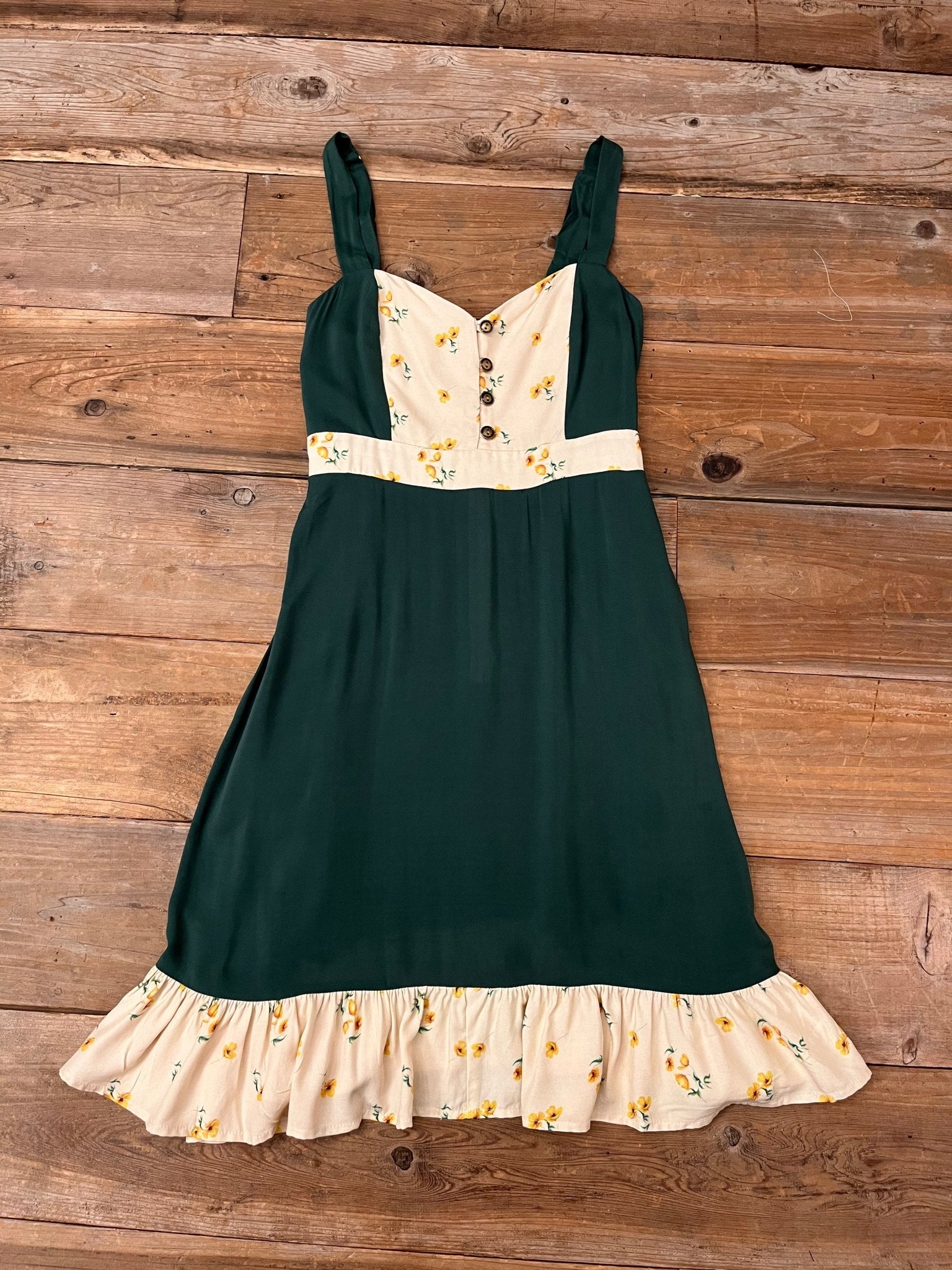 Gemma Dress in Green Poppy - Aware House
