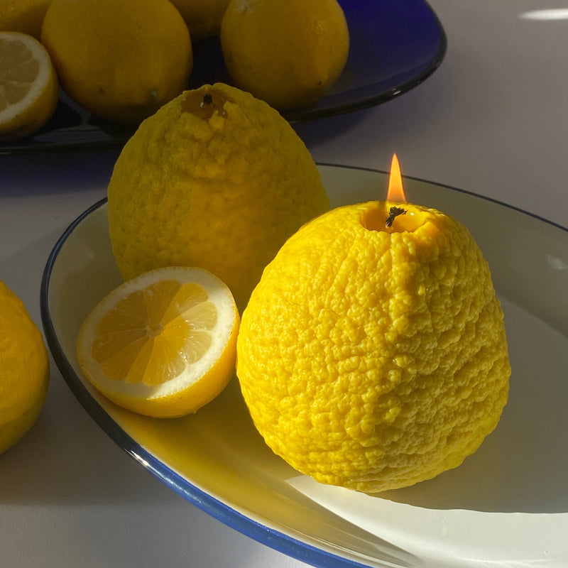 Large Ponderosa Lemon Candle-zoom-