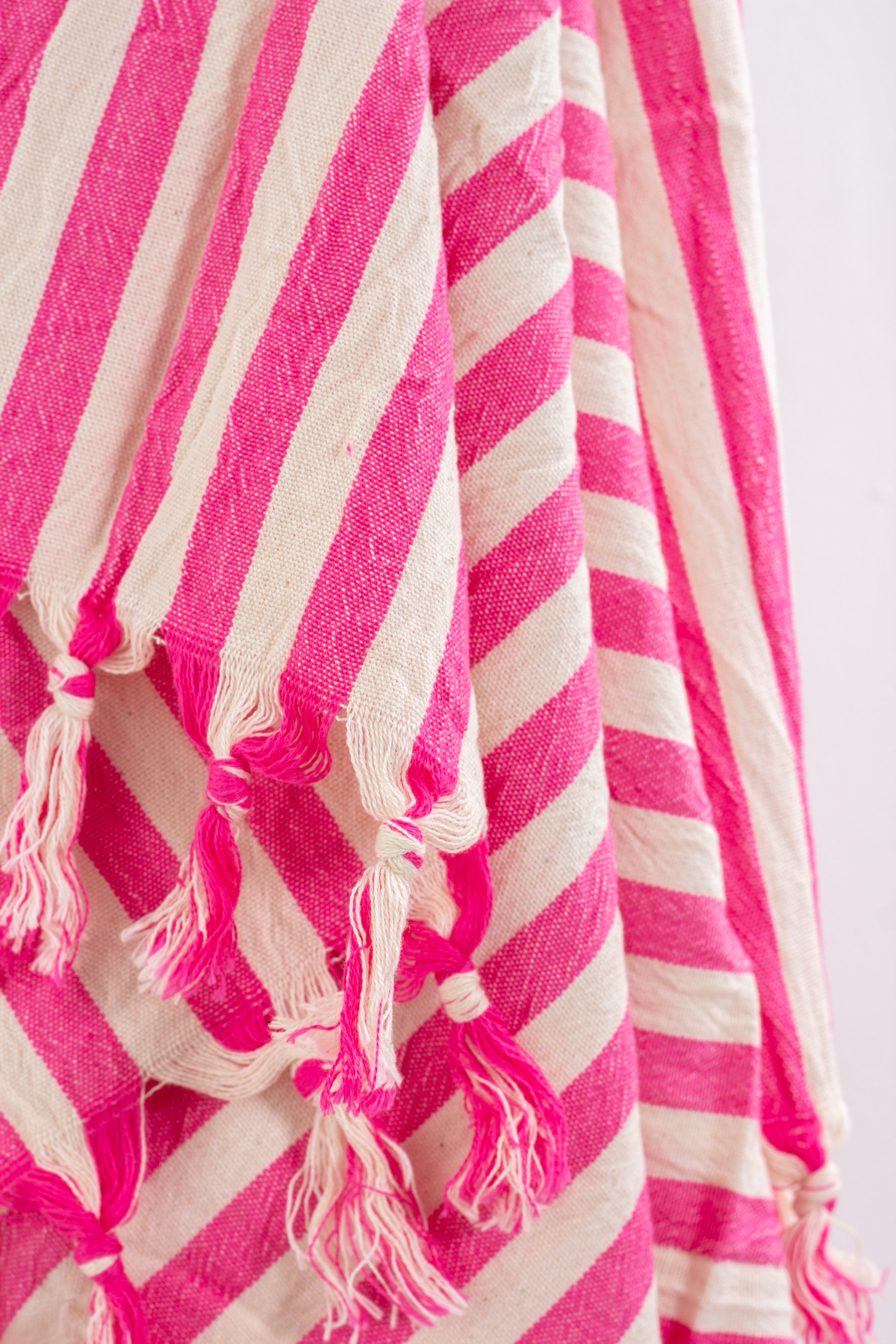 Girit Pink Towel-zoom-3