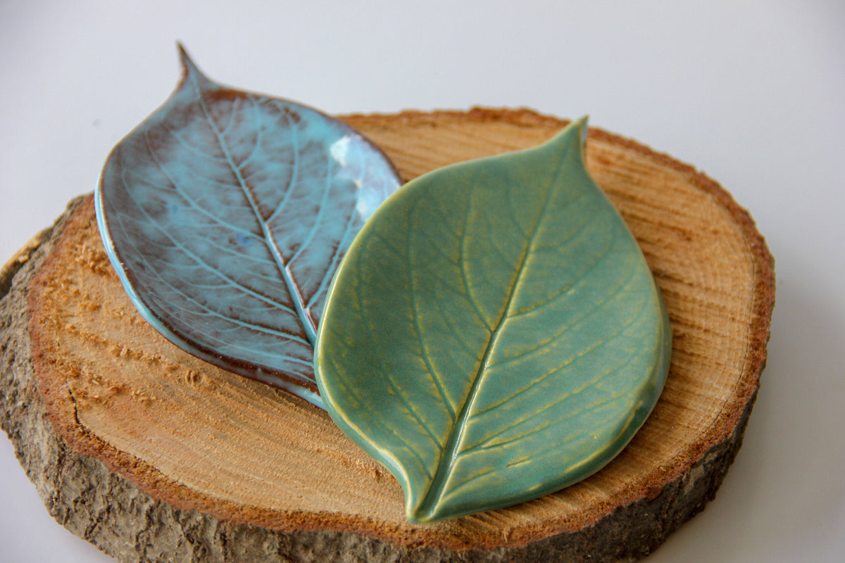 Small Leaf Dish-zoom-2
