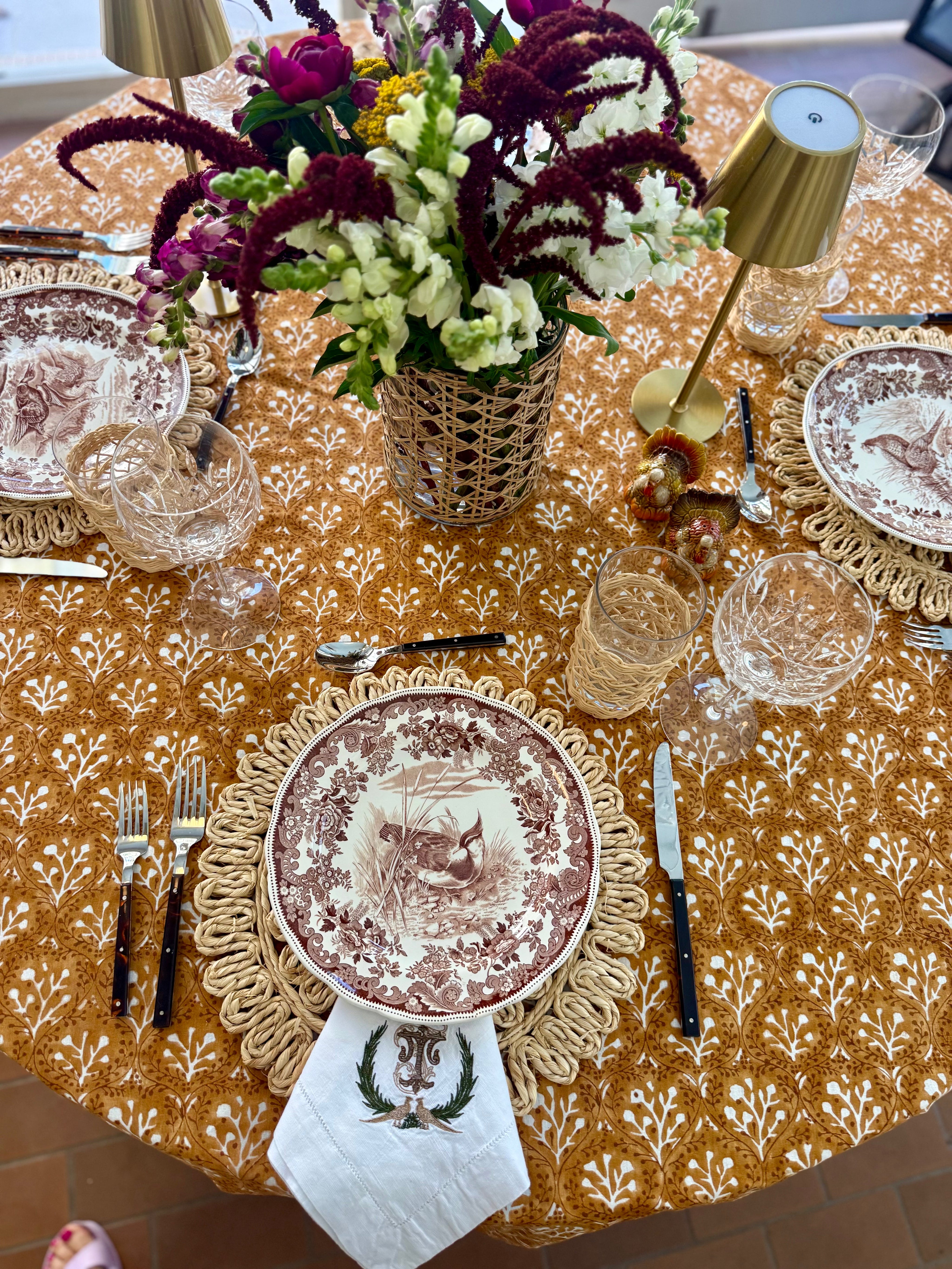 Laurel Tablecloth in Goldenrod-zoom-6