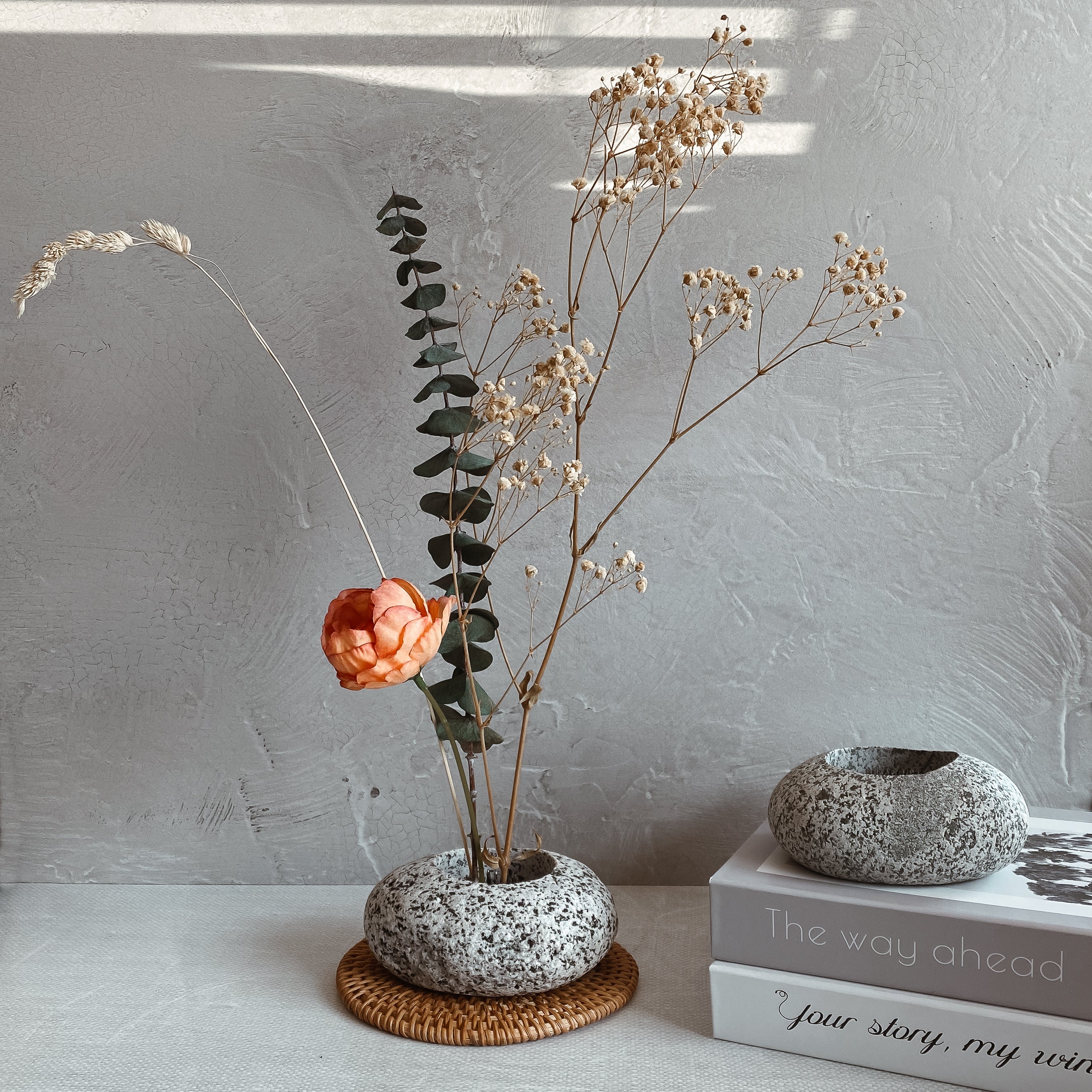 Stone Ikebana Vase-zoom-1