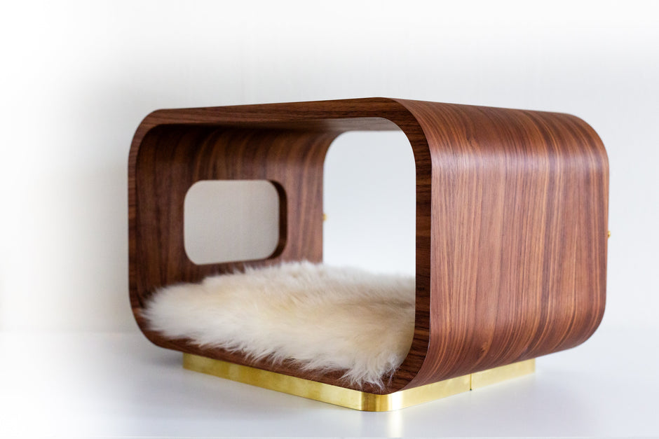 LUNA Bed in Walnut