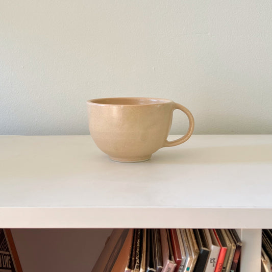Cafe Mug in Apricot
