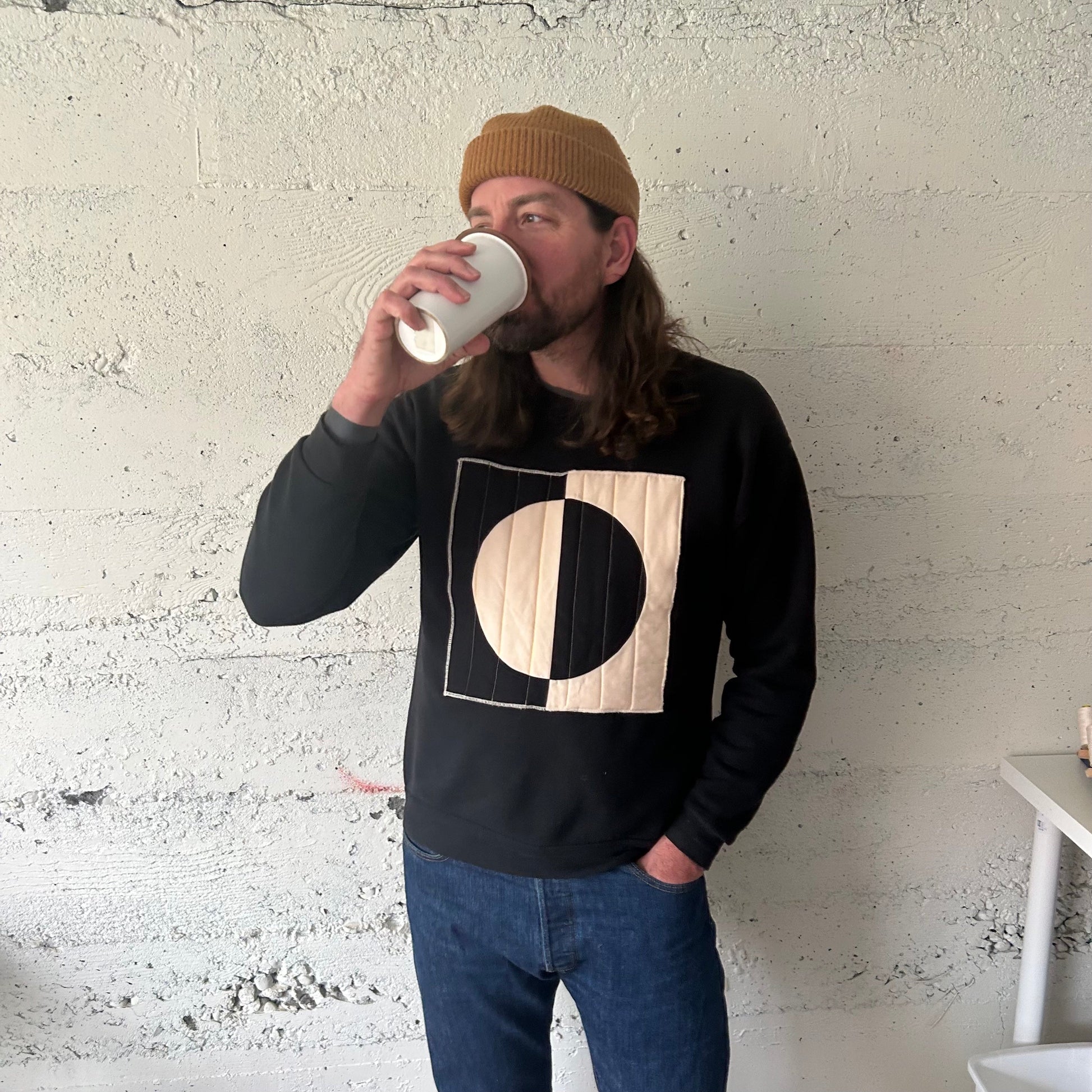 Sweatshirt | Eclipse B/W-1