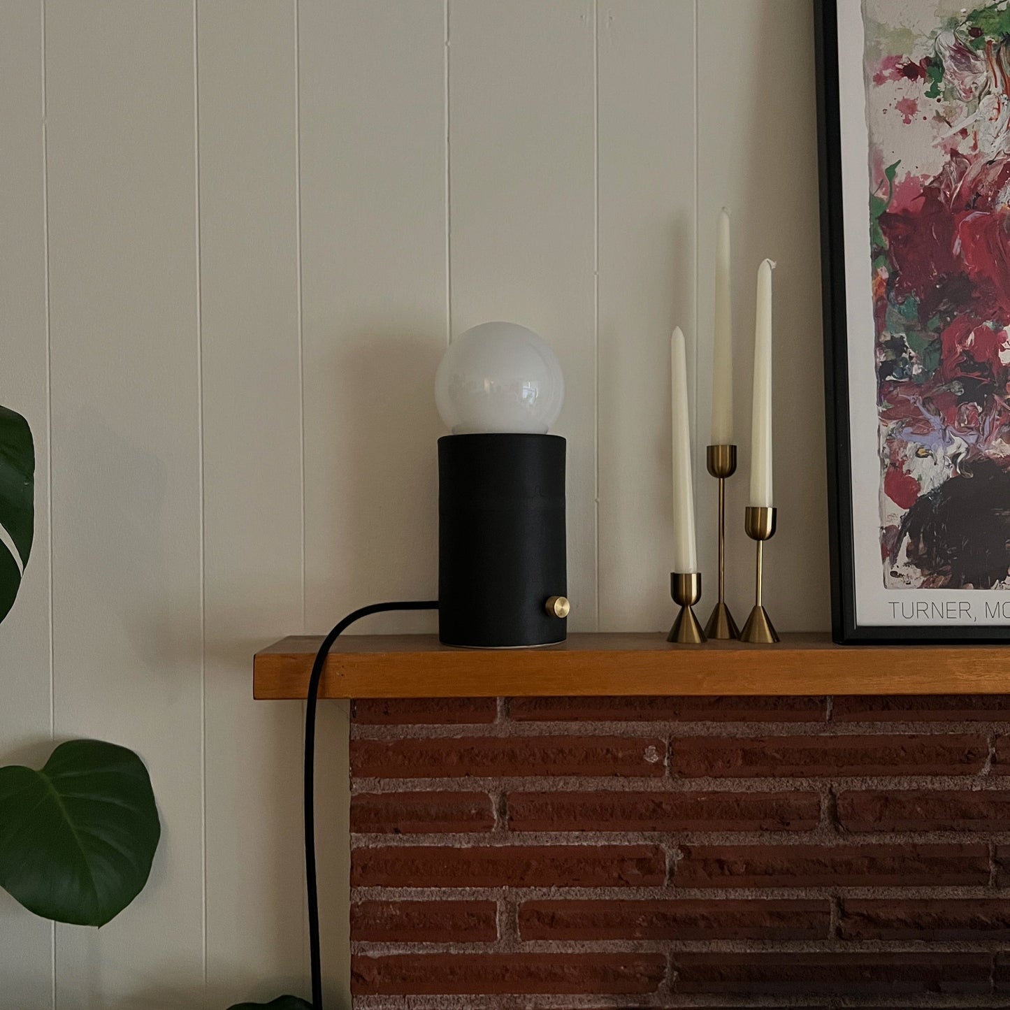 Char Pillar Lamp