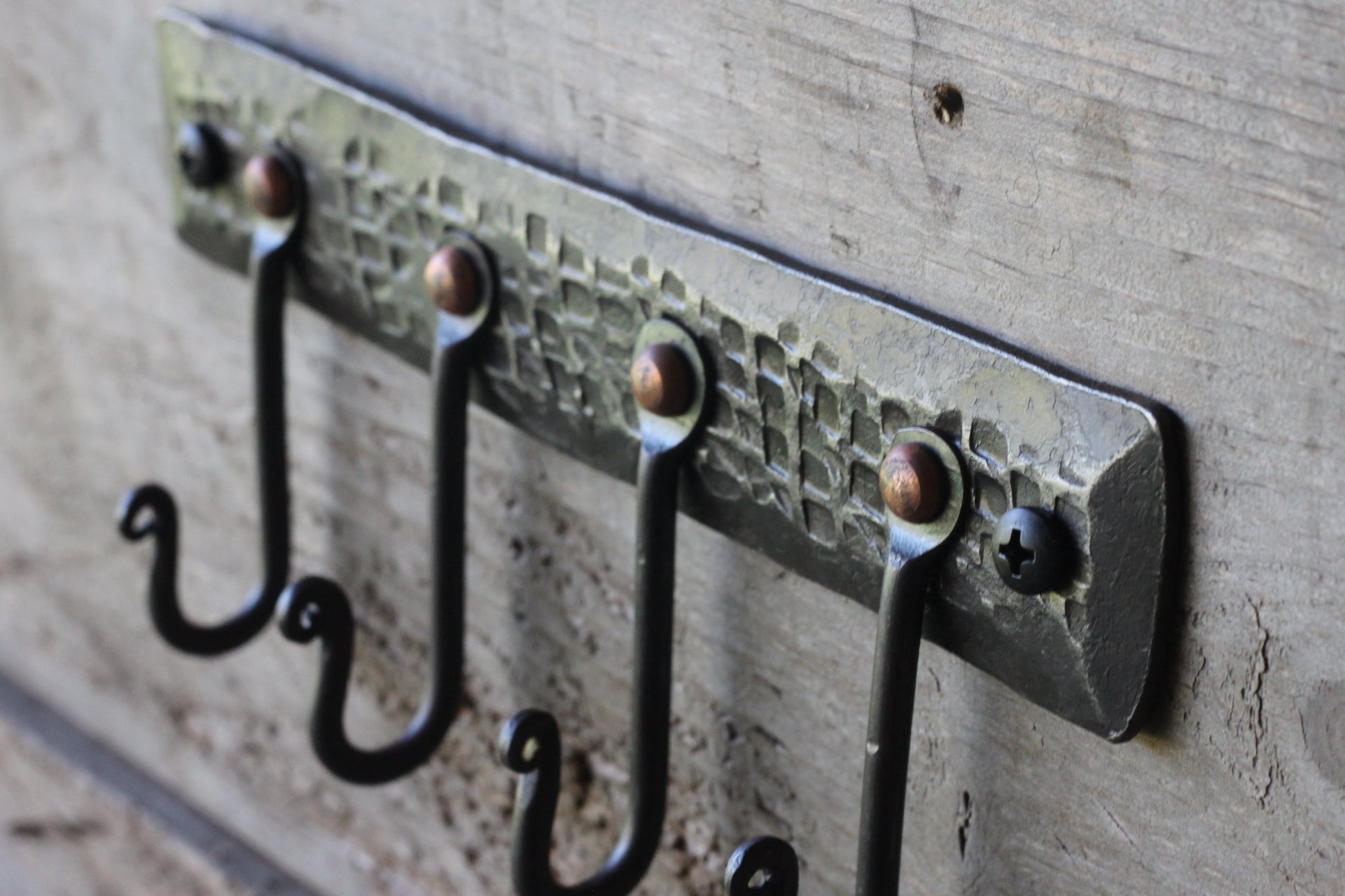 Hand Forged Hook Rack | Webbed Texture Key & Coat Rack-3