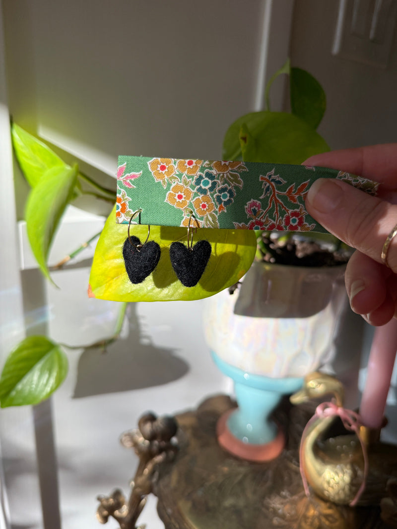 MINI Heart Felt Earrings-zoom-