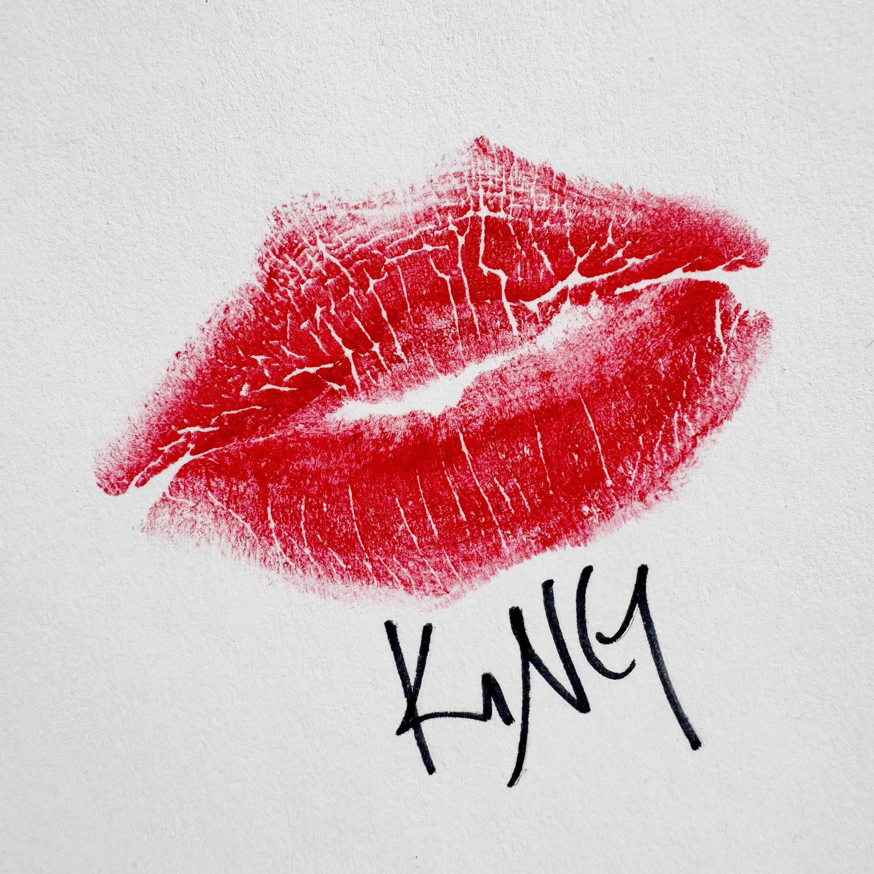 Lipstick | 8 Luxurious Shades-zoom-36