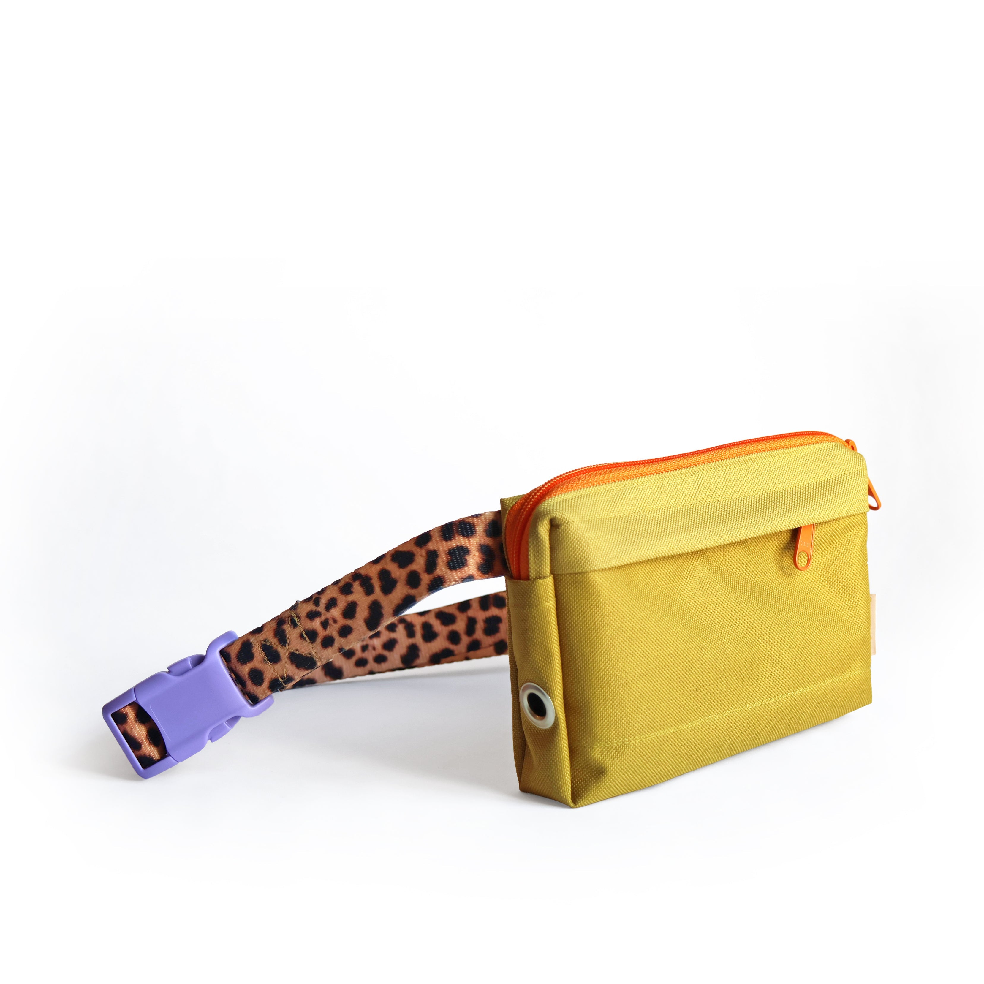 Dog Walking Fanny Pack-zoom-15