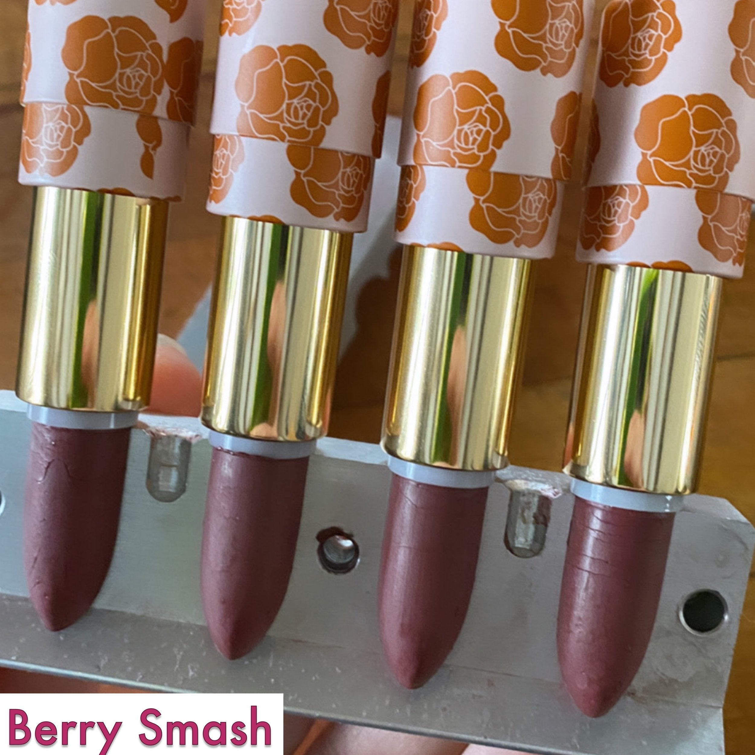Lipstick | 8 Luxurious Shades-zoom-13