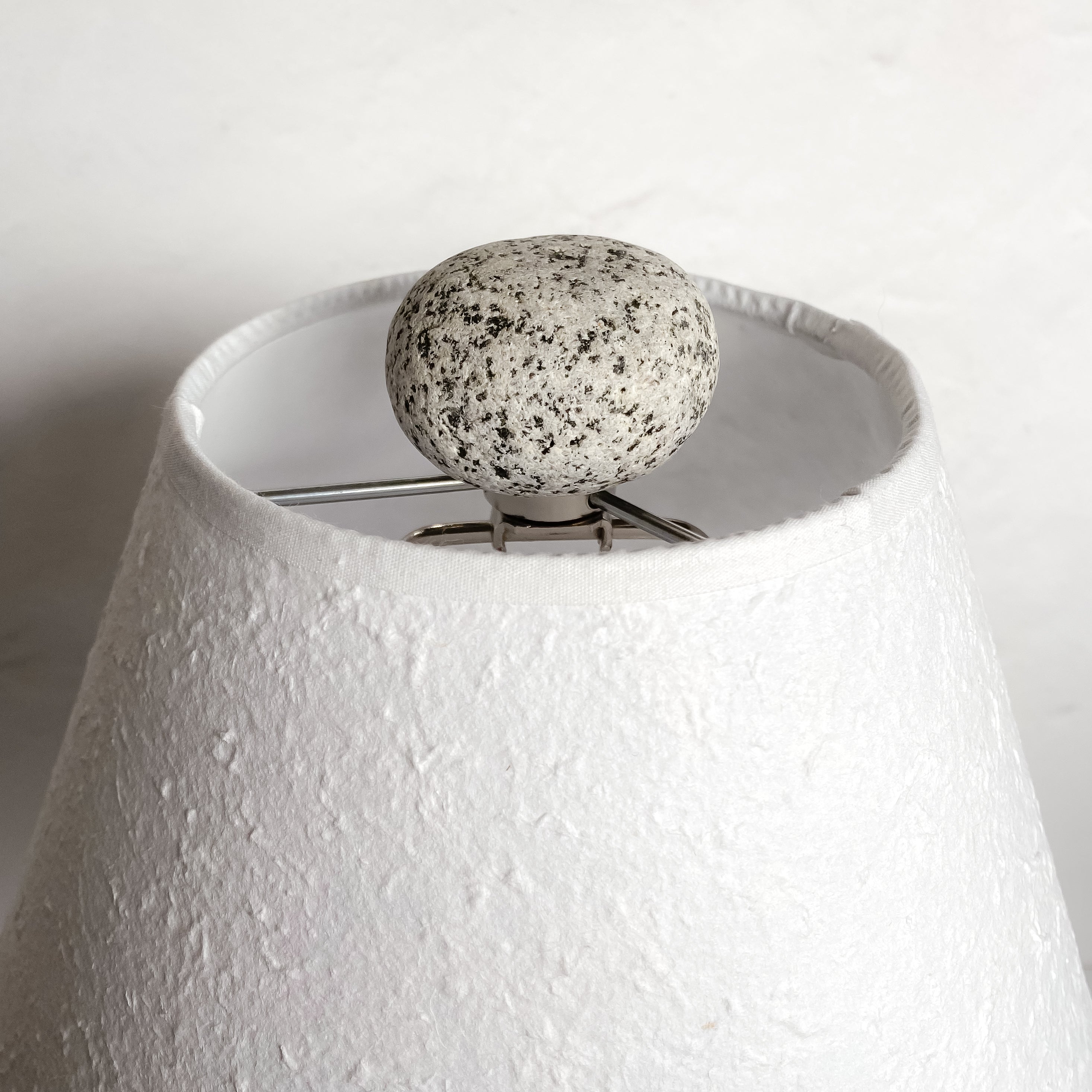 Single Stone Lamp-zoom-2