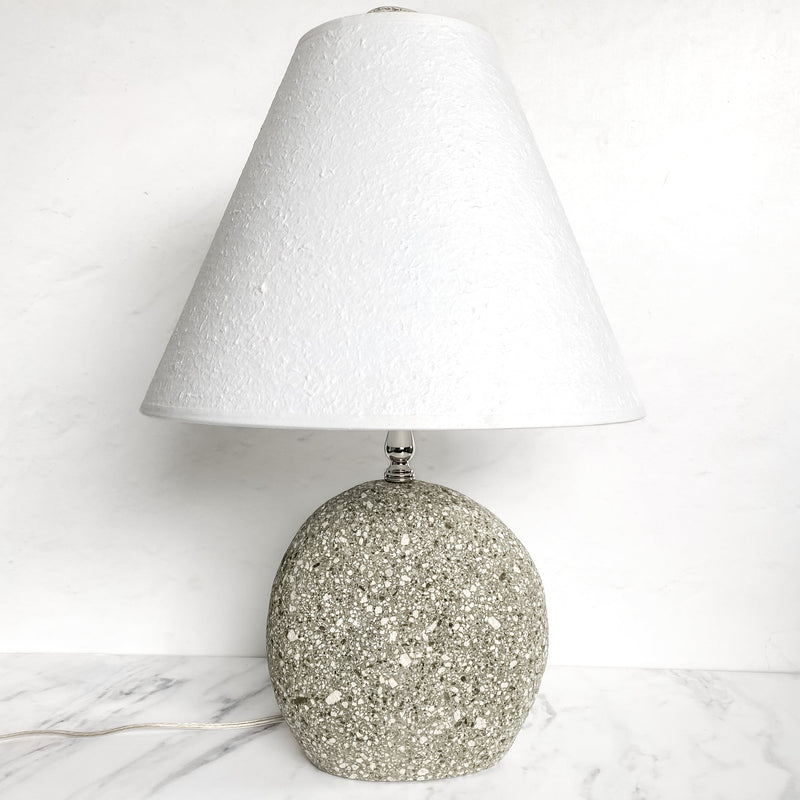 Single Stone Lamp-zoom-