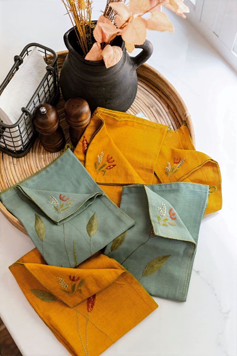 Golden Thatch Tea Towels | Set of Two-zoom-