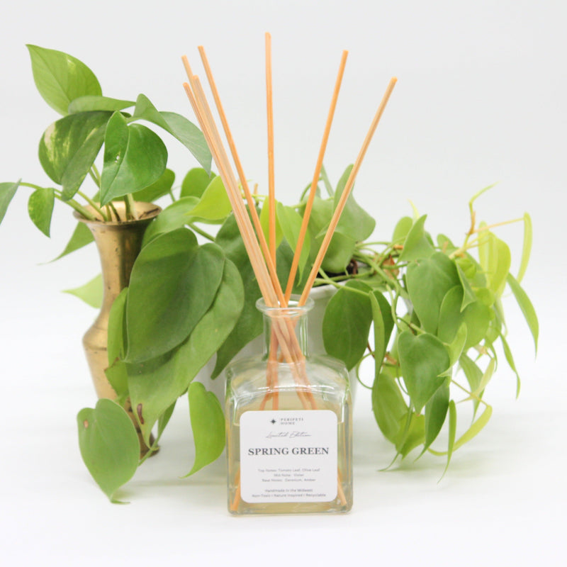 Spring Green Candle-zoom-