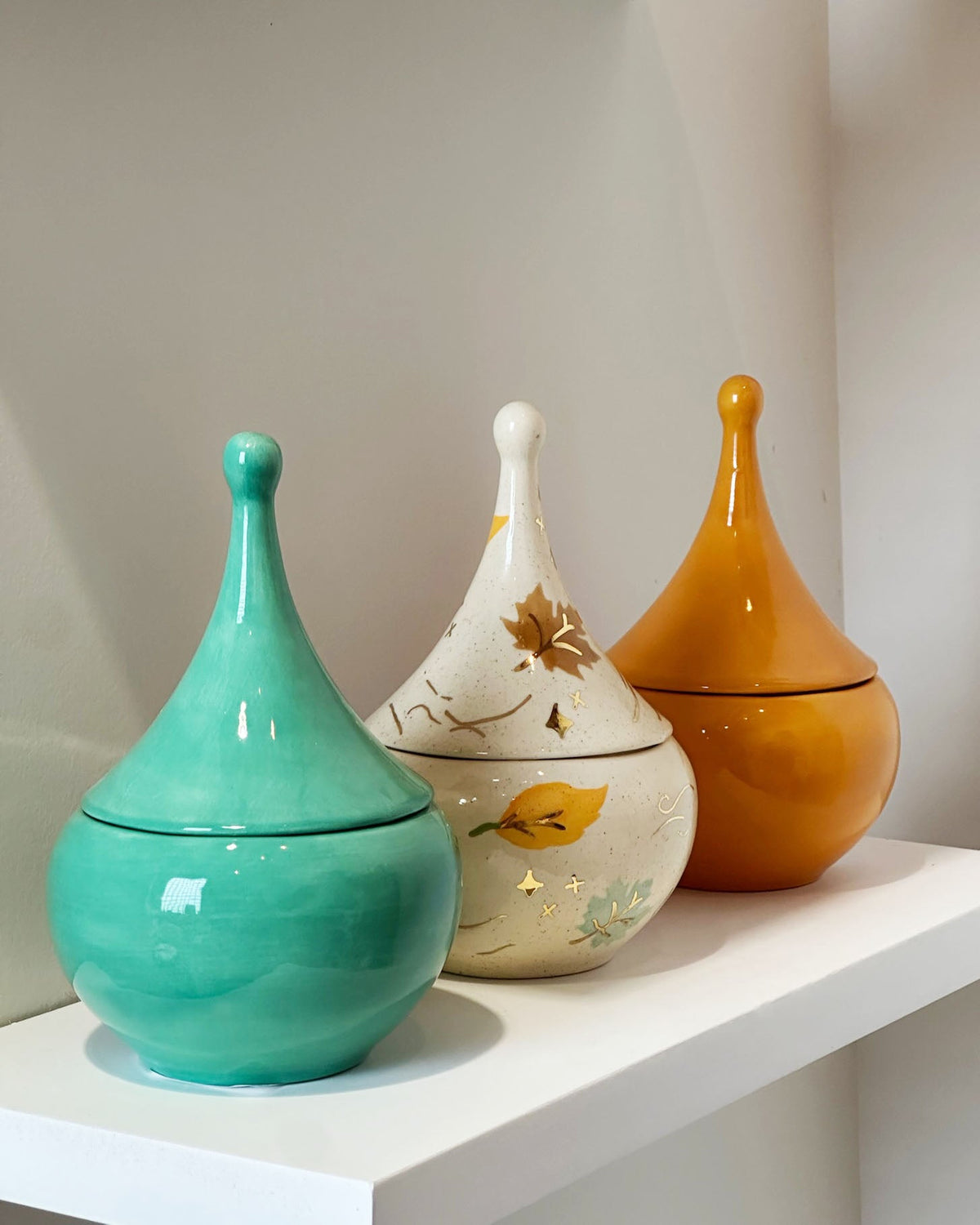 Wind & Leaves Speckled Teardrop Jar with 22k Gold Accents-zoom-11